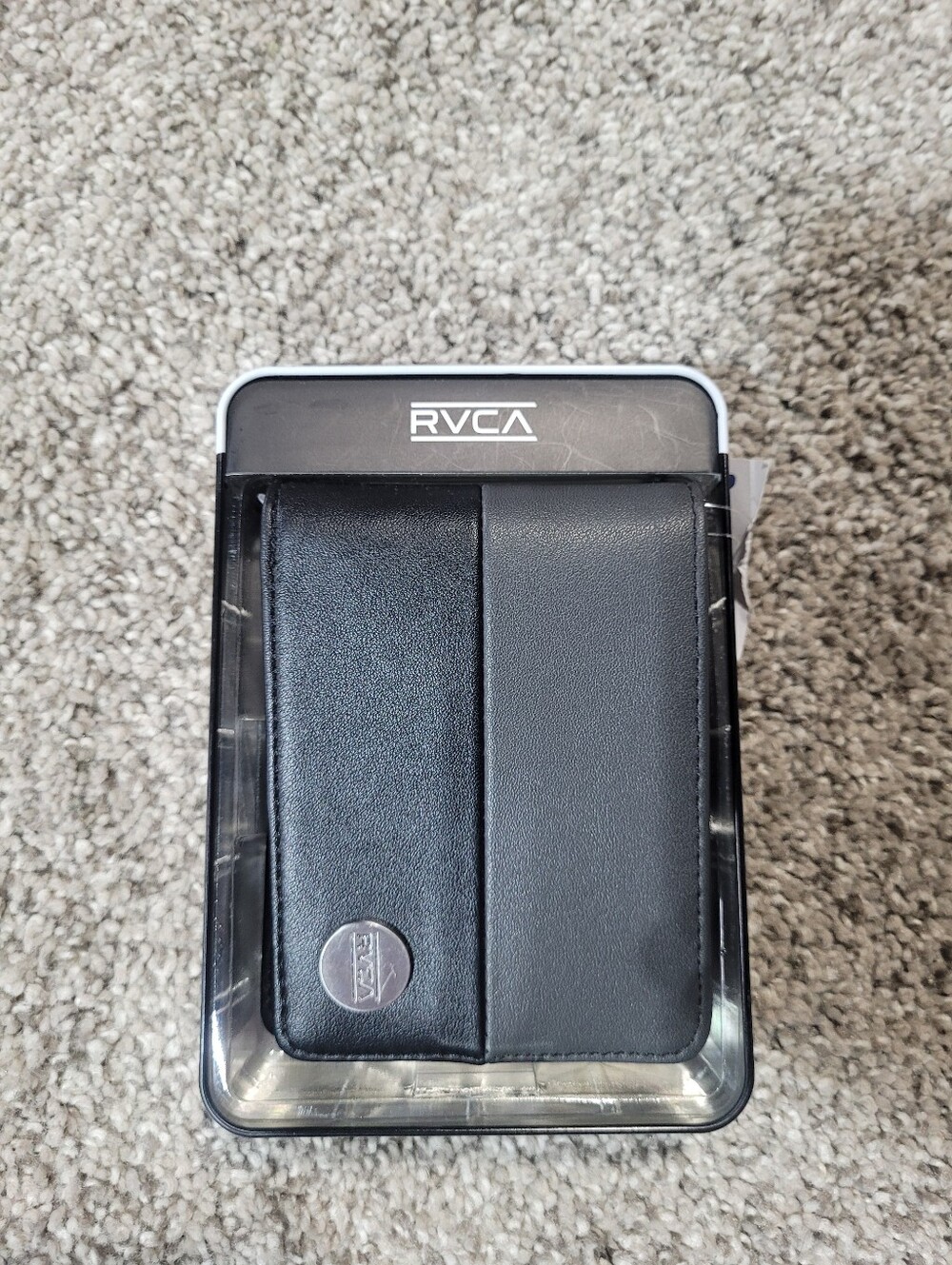 NEW RVCA Mens 2 Tone Bifold Wallet Gift Tin Card & Cash Holder Slots Logo Emblem